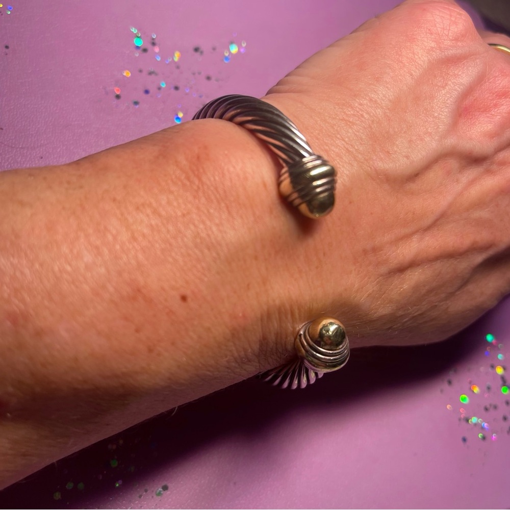 David Yurman Classic Gold & Silver  Cable bracelet is timeless 7mm - Picture 10 of 14